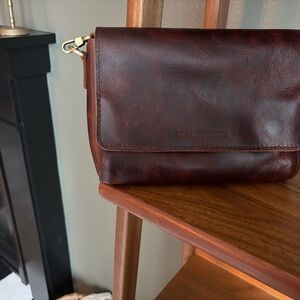 Portland Leather Goods MD size Metro in Lava